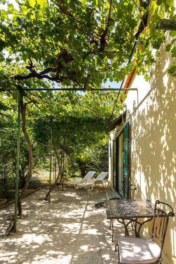דרבניק Holiday Home Jovis מראה חיצוני תמונה
