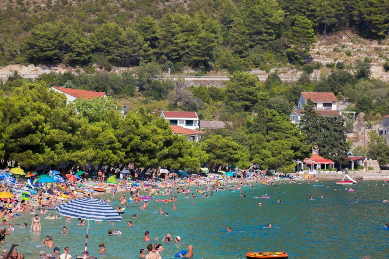 דרבניק Holiday Home Jovis מראה חיצוני תמונה