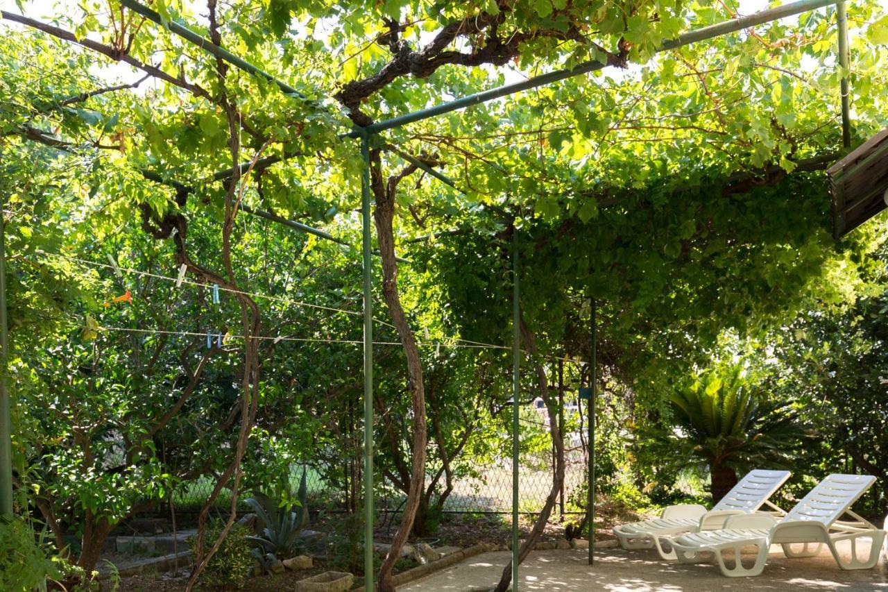 דרבניק Holiday Home Jovis מראה חיצוני תמונה